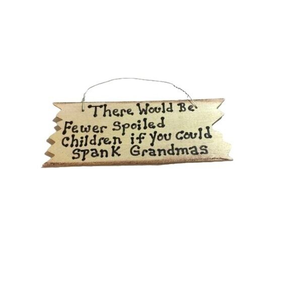 Grandma DISTRESSED SIGN / PLAQUE WALL DECOR 7 X 3 - Picture 1 of 4